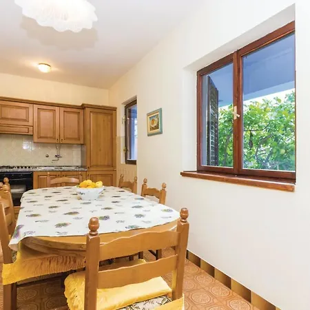 فندق Pet Friendly In With House Sea View 3*