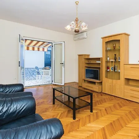 호텔 Pet Friendly In With House Sea View 3*