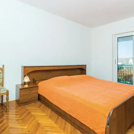 Pet Friendly In With House Sea View 3*